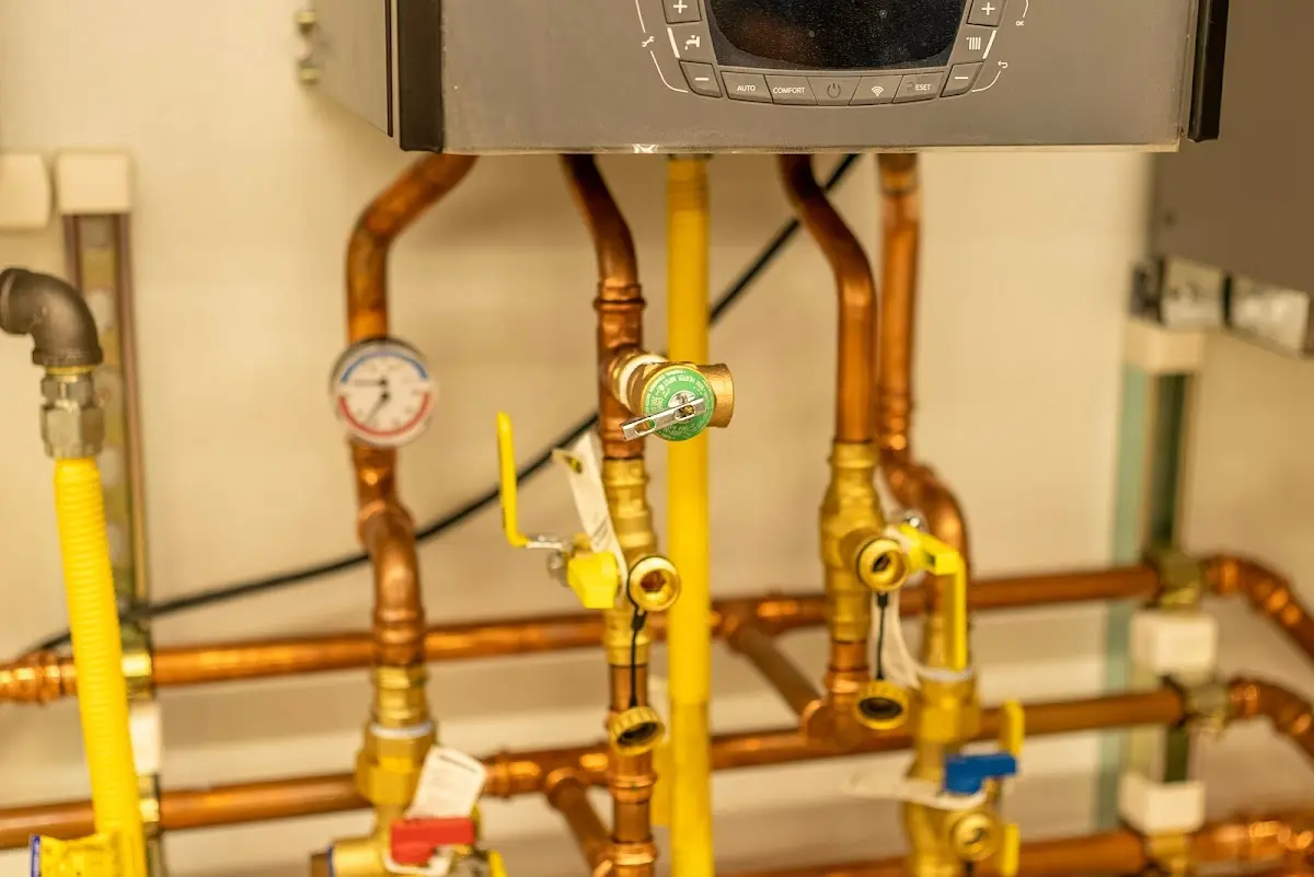 Licensed technician providing Slab Leak Repair for a homeowner in Maryville